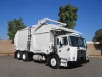 2012 Autocar ACX Xpeditor with New Way Mammoth 40yd Front Loader Refuse Truck